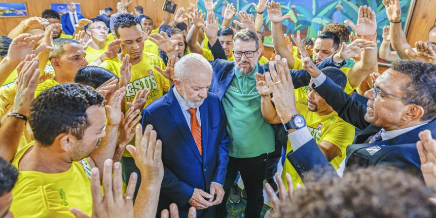 lula-sanciona-leis-que-reconhecem-gospel,-grafite-e-anisio-teixeira