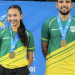 giulia-takahashi-e-guilheme-teodoro-sao-ouro-no-pan-de-tenis-de-mesa