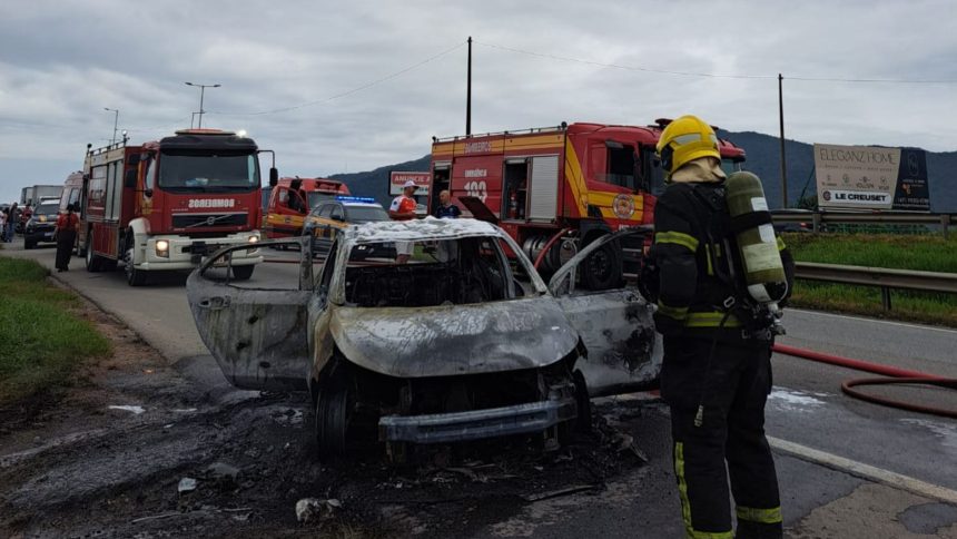 guerra-entre-faccoes-bloqueia-vias-na-grande-florianopolis-e-deixa-mortos