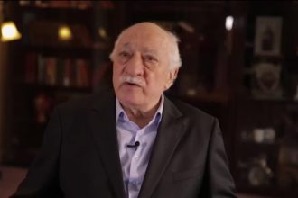 fethullah-gulen,-clerigo-turco-que-teria-tentado-golpe,-morre-aos-83-anos