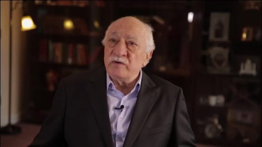 fethullah-gulen,-clerigo-turco-que-teria-tentado-golpe,-morre-aos-83-anos