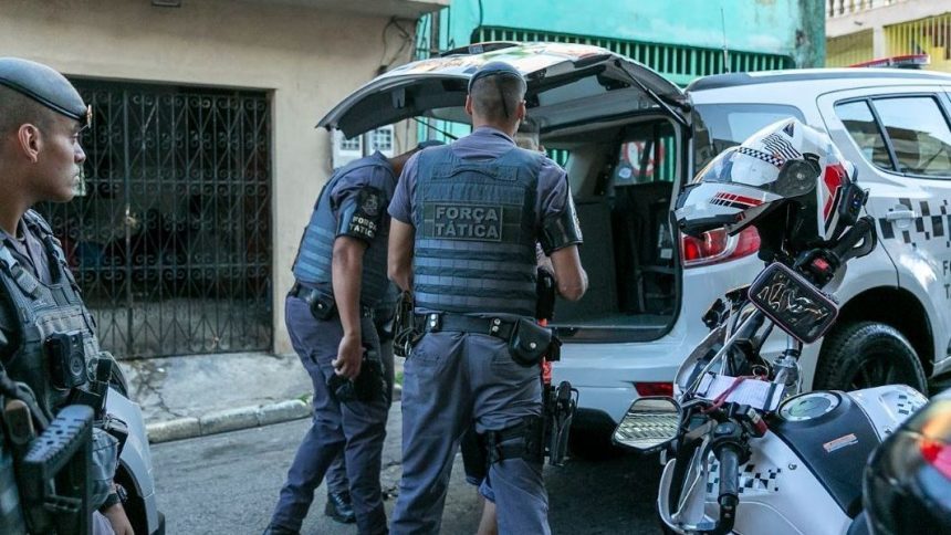 manual-do-golpe:-policia-encontra-cartilha-usada-por-criminosos-em-sp