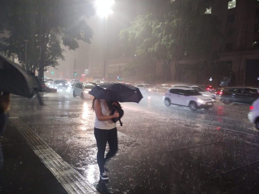 chuva-forte-deixa-uma-pessoa-desaparecida-na-grande-sao-paulo