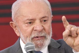 lula-assina-mp-que-preve-apoio-financeiro-a-produtores-rurais-gauchos