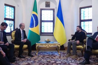 zelensky-recebe-novo-embaixador-do-brasil-na-ucrania