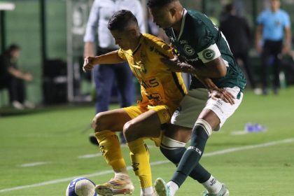 goias-derrota-amazonas-e-continua-vivo-na-luta-pelo-acesso