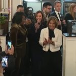 kamala-harris-corteja-eleitores-negros-e-latinos-na-pensilvania