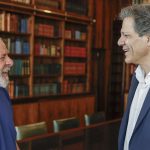 conversa-com-lula-sobre-corte-de-gastos-esta-avancando,-diz-haddad