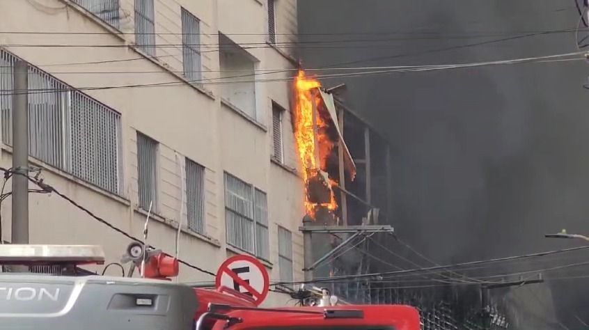 incendio-em-shopping-afeta-transito-na-regiao-central-de-sp