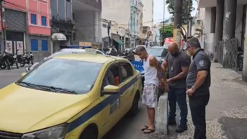 taxista-suspeito-de-usar-carros-para-acobertar-roubos-e-preso-no-rio