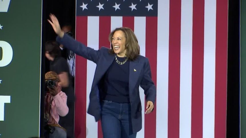 kamala-harris-apela-a-cristaos-e-arabes-americanos em-comicio-no-michigan