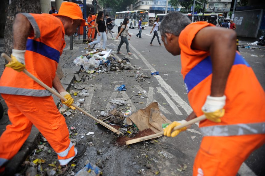 7-mil-multas-por-descarte-irregular-de-lixo-foram-aplicadas-em-sp-desde-2022