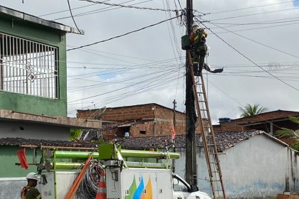 gongogi:-incendio-em-fiacao-deixa-parte-dos-moradores-sem-energia