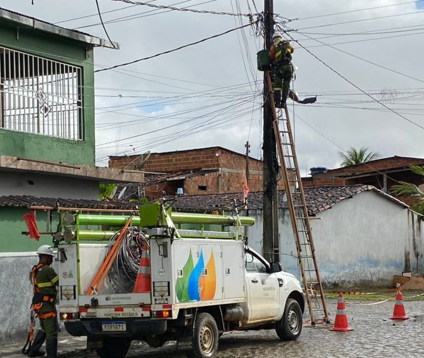 gongogi:-incendio-em-fiacao-deixa-parte-dos-moradores-sem-energia