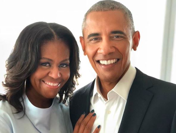 barack-e-michelle-obama-parabenizam-trump-apos-projecao-de-vitoria