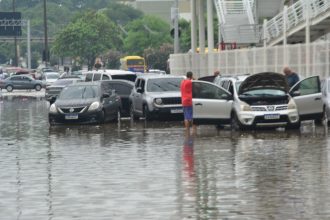 rio-de-janeiro-pode-ter-frente-fria,-chuva-forte-e-rajadas-de-vento