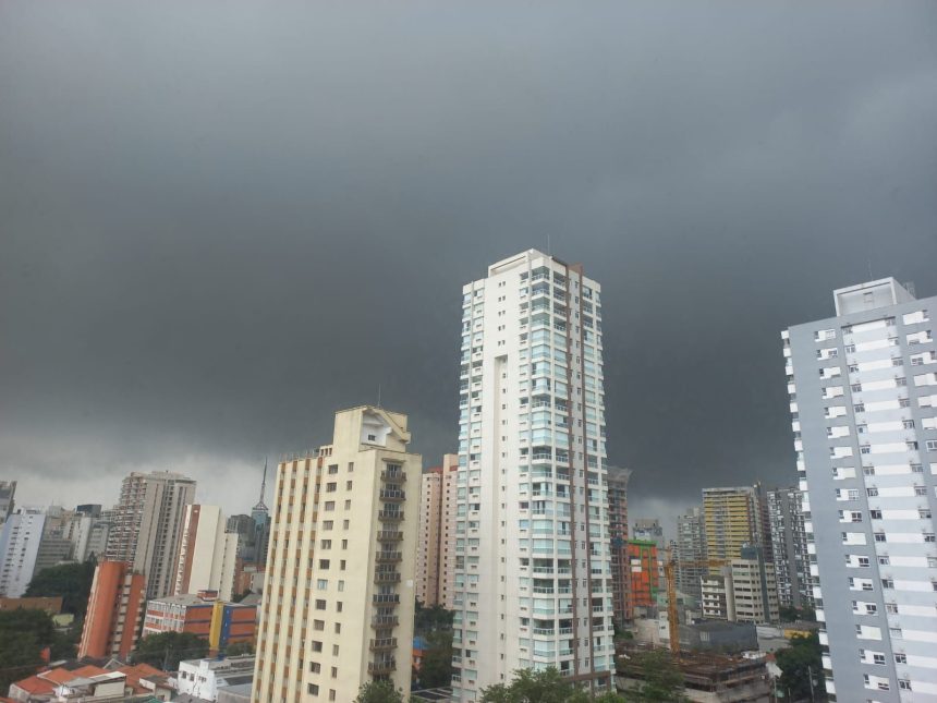 alerta-da-defesa-civil:-frente-fria-provocara-chuva-em-todo-estado-de-sao-paulo