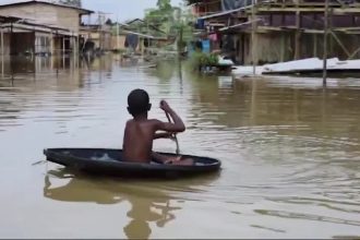 enchentes-deixam-milhares-de-desabrigados-na-colombia