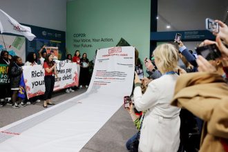 negociacoes-da-cop29-envolvem-meta-de-us$1-trilhao-em-ajuda-para-paises-pobres