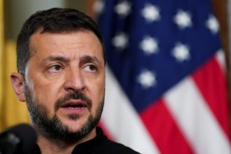 zelensky-diz-que-guerra-na-ucrania-terminara-mais-rapido-sob-presidencia-de-trump