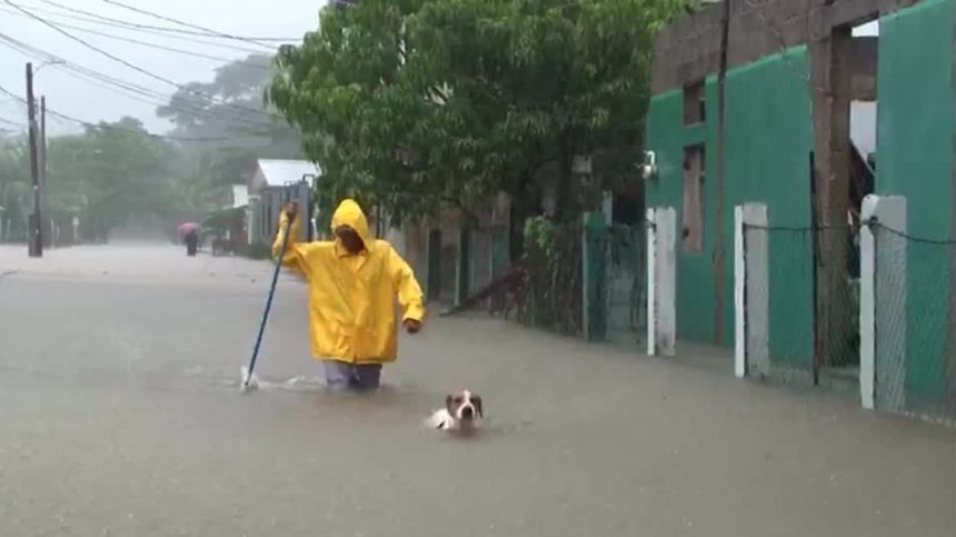 tempestade-tropical-sara-mata-4-pessoas-e-afeta-140-mil-habitantes-em-honduras