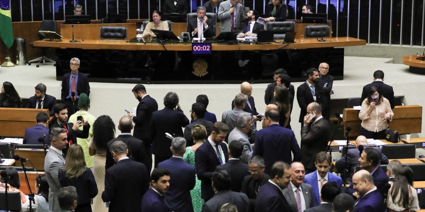 camara-aprova-projeto-que-regulamenta-as-emendas-parlamentares