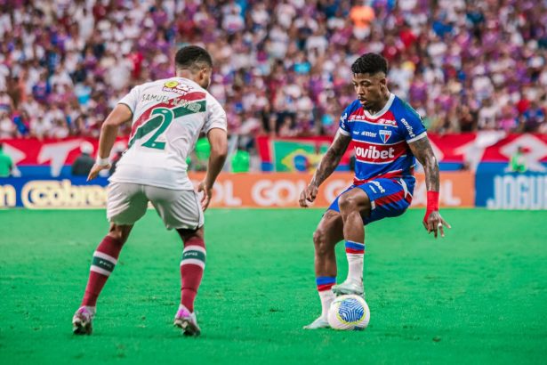 fluminense-e-fortaleza-fazem-duelo-de-opostos-no-brasileiro