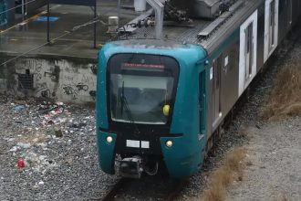 mais-de-1-km-de-cabos-de-linha-de-trem-sao-furtados-no-rio-de-janeiro