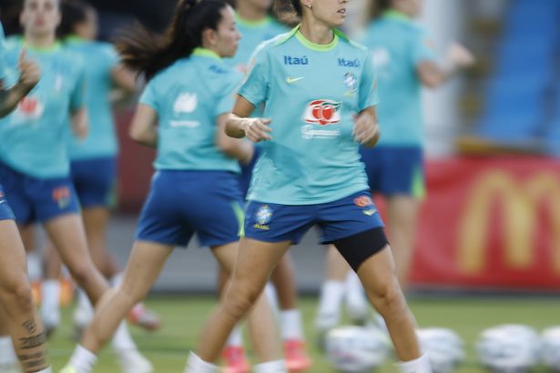 selecao-feminina-realiza-primeiro-treino-com-todas-as-convocadas