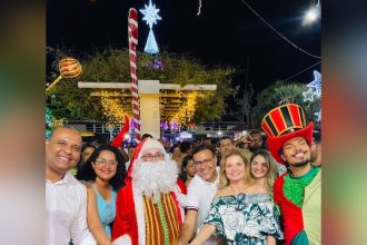 prefeitura-de-ibirataia-inaugura-decoracao-do-“natal-das-estrelas-2024”