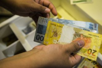 inflacao-que-calcula-reajuste-do-salario-minimo-fica-em-4,84%