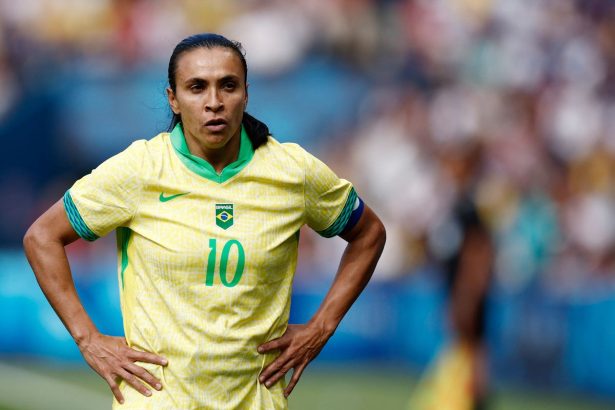 fifa-the-best:-marta-vence-1o-trofeu-marta-de-gol-mais-bonito-do-ano