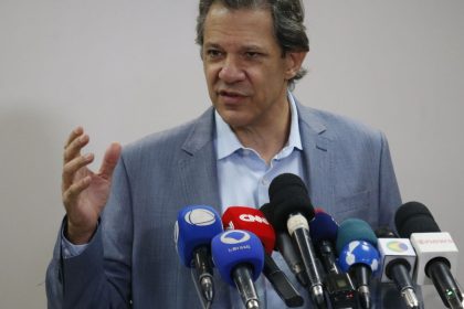 haddad-diz-que-cambio-e-flutuante-e-que-o-dolar-vai-se-acomodar