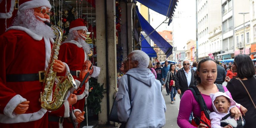 mais-paulistanos-pretendem-dar-presentes-neste-natal,-diz-fecomerciosp