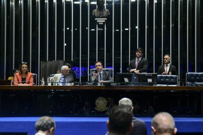 senado-aprova-novos-limites-de-gastos-publicos-em-caso-de-deficit