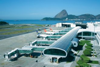 aeroporto-santos-dumont-se-firma-como-centro-de-compras-e-lazer