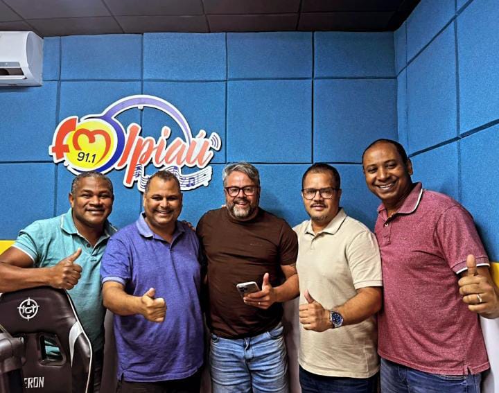 prefeito-marcelo-pecorelli-e-secretario-marcos-goncalves-destacam-acoes-da-gestao-em-entrevista-ao-amarelinho-noticias