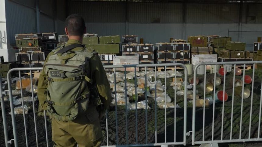 exercito-de-israel-mostra-armas-que-teriam-sido-apreendidas-no-sul-do-libano