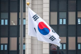 coreia-do-sul-confirma-soldado-norte-coreano-ferido-sob-custodia,-diz-yonhap