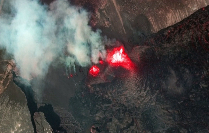 imagens-de-satelite-mostram-fluxo-da-lava-apos-erupcao-do-vulcao-kilauea-no-havai