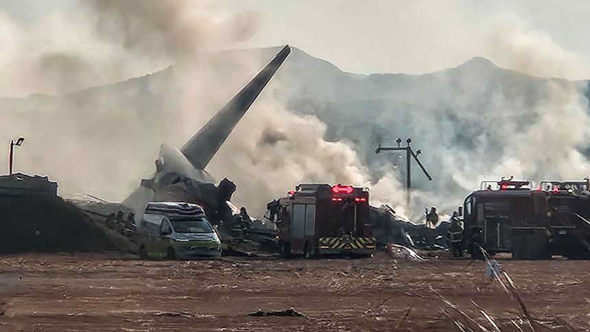 caixas-pretas-do-aviao-que-explodiu-na-coreia-do-sul-sao-recuperadas