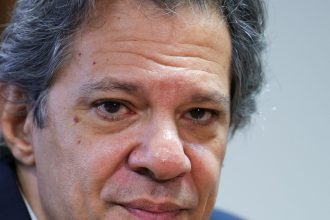 haddad-suspende-ferias-para-discutir-orcamento-com-lula