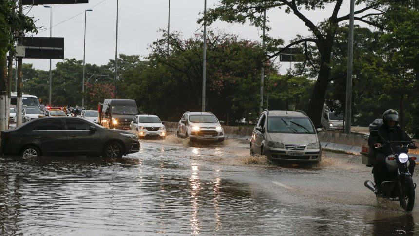 chuvas-intensas-colocam-maior-parte-do-pais-em-alerta