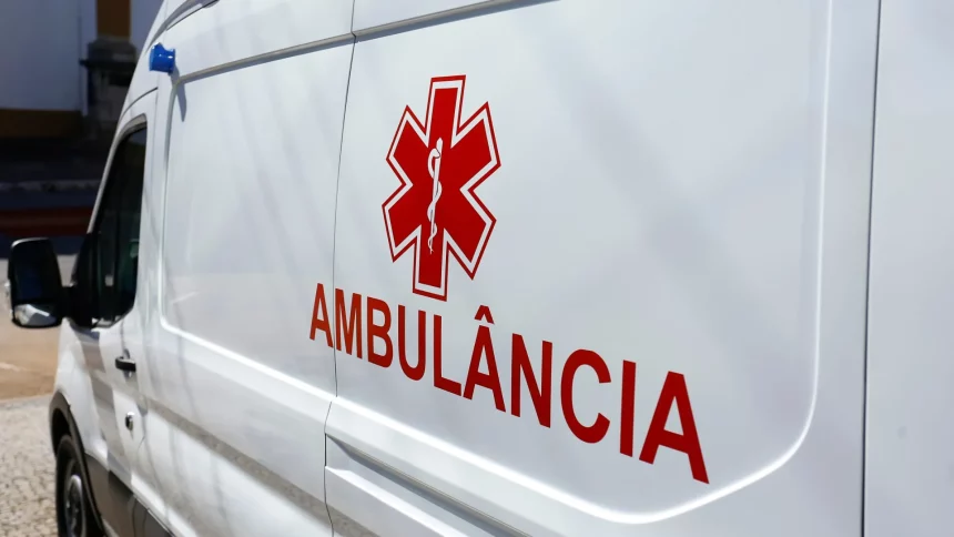 equipe-medica-e-paciente-morrem-em-acidente-com-ambulancia-no-parana