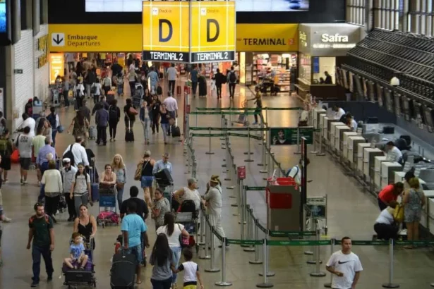 aeroportos-de-congonhas-e-guarulhos-tem-operacao-normalizada-neste-sabado-depois-de-temporais