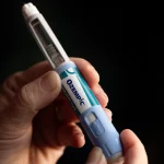 anvisa-estuda-incluir-ozempic-na-mesma-categoria-dos-antibioticos,-com-retencao-de-receita