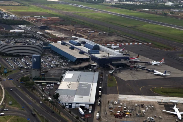 aeroporto-de-porto-alegre-anuncia-conclusao-de-obra-na-pista-e-retomada-de-voos-internacionais