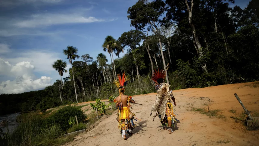 lula-assina-demarcacao-de-tres-novas-terras-indigenas,-em-santa-catarina-e-paraiba