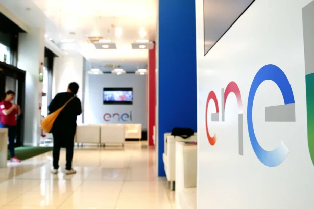 enel-consegue-suspensao-de-r$-349-milhoes-em-multas-na-justica