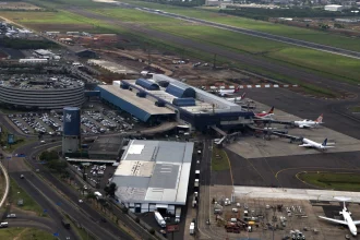 aeroporto-de-porto-alegre-volta-a-receber-voos-comerciais-na-segunda